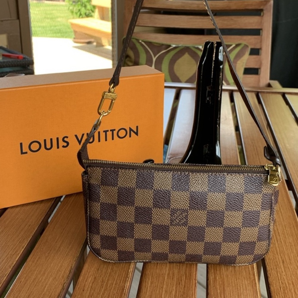 Louis Vuitton Damier Ebene Pouchette Acessories
